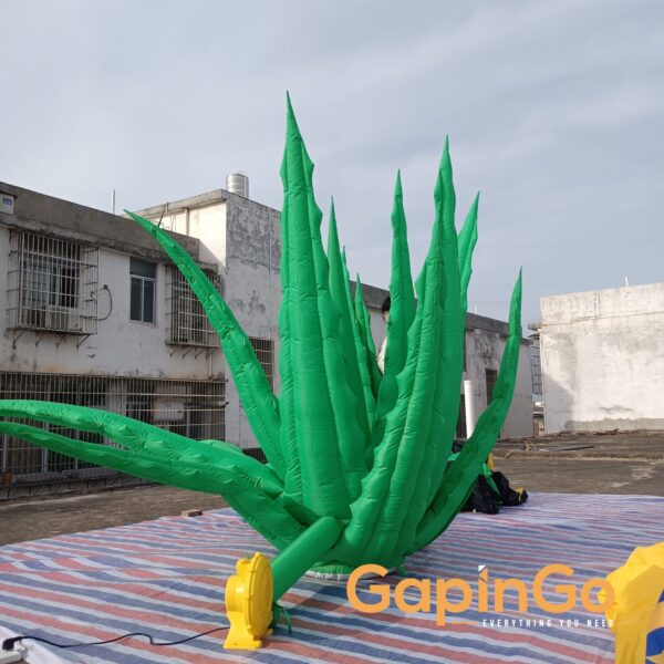 Inflatable Aloe Replica Flowering Plants Model