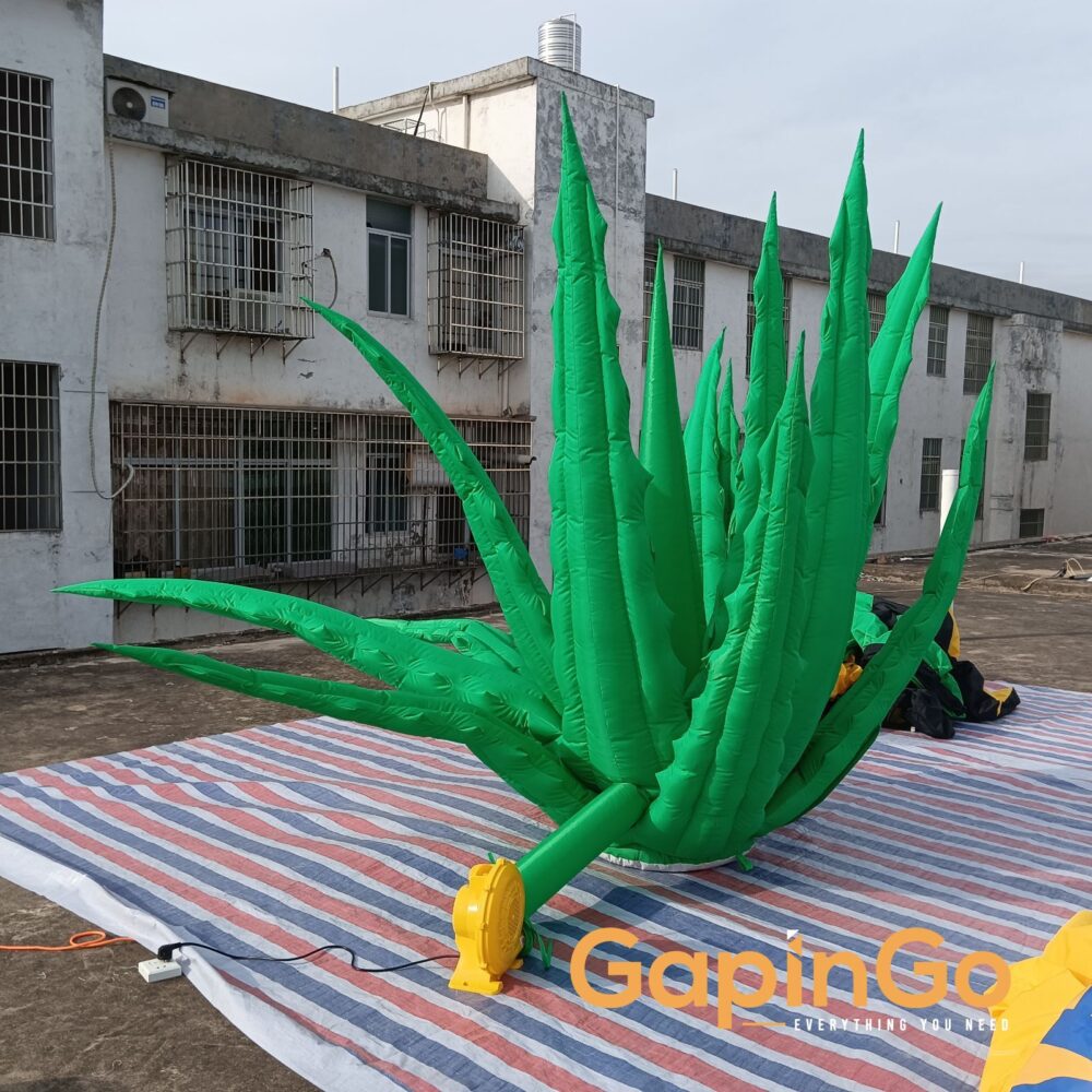 Inflatable Aloe Replica Flowering Plants Model