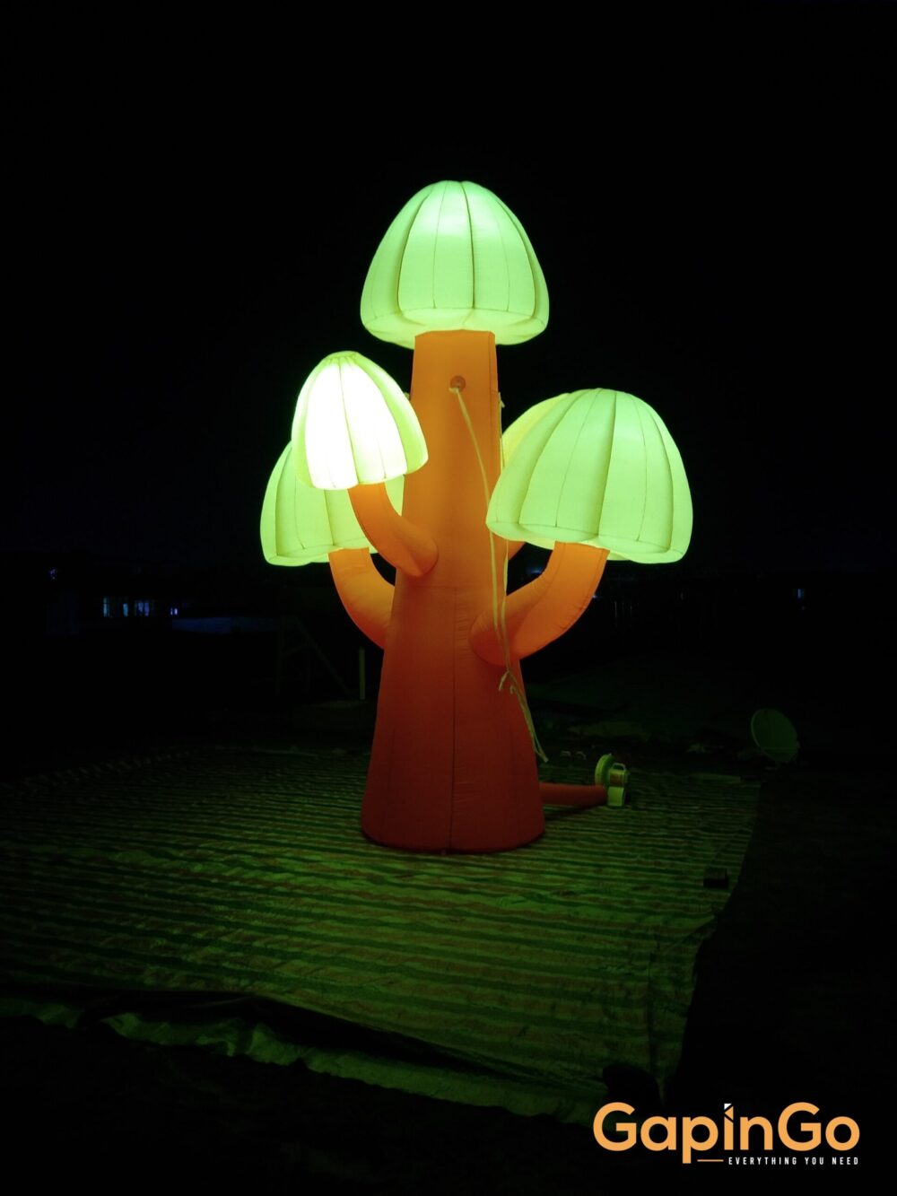 Inflatable Mushroom Tree Model Standing Plants with LED Lights for Party and Events Decoration